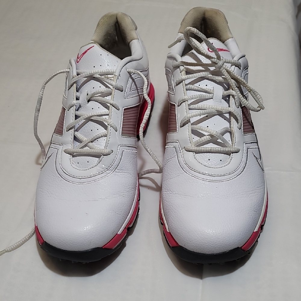 Nike White and Pink Athletic Performance Shoes